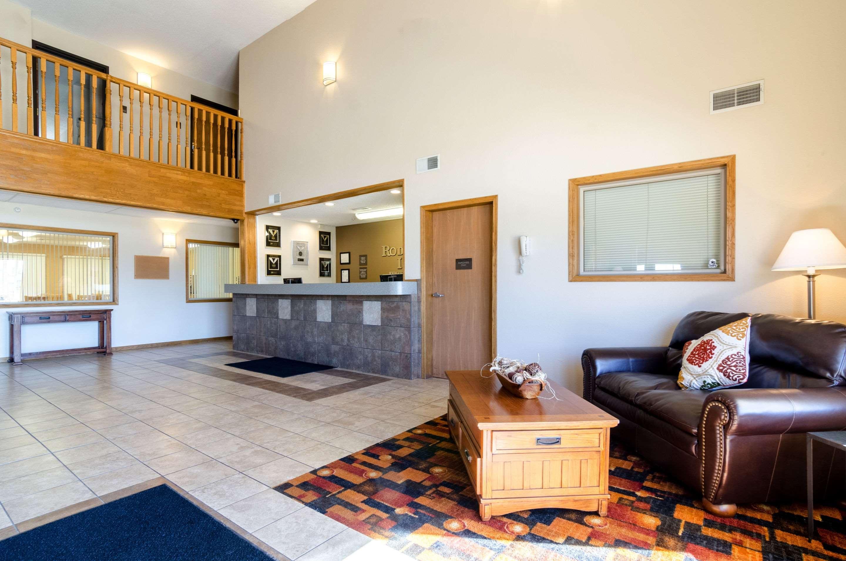 Rodeway Inn Ainsworth Екстер'єр фото